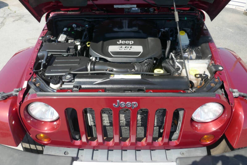 2012 Jeep Wrangler Sahara
