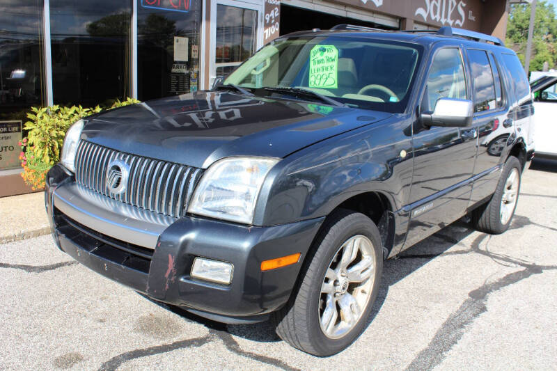 2010 Mercury Mountaineer Premier's photo