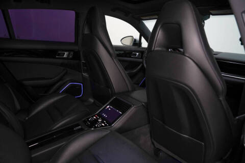2022 Porsche Panamera Platinum Edition