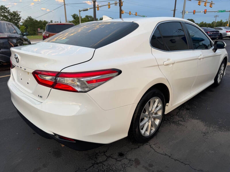 2019 Toyota Camry LE