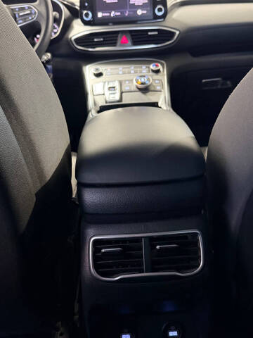 2021 Hyundai Santa Fe SE