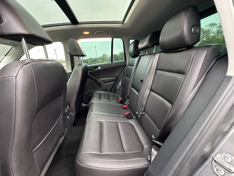 2015 Volkswagen Tiguan SEL 4Motion