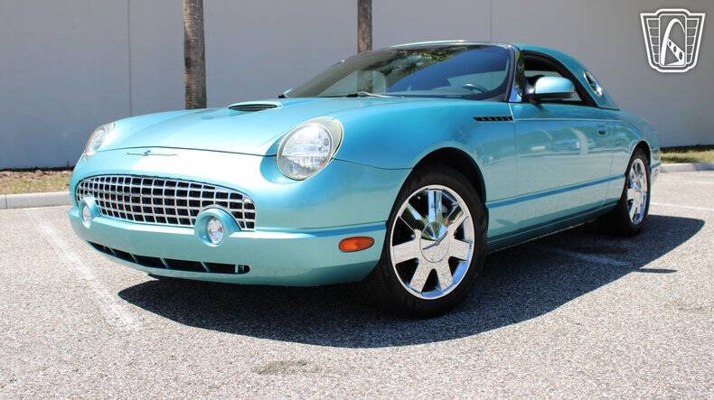 2002 Ford Thunderbird Deluxe