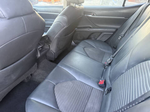 2018 Toyota Camry SE