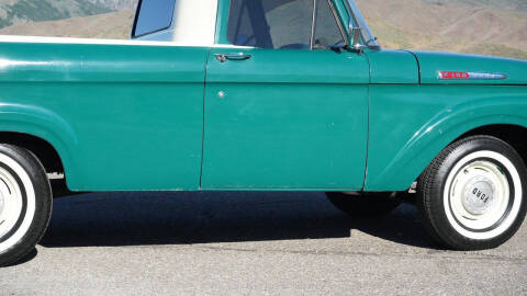 1961 Ford F-100