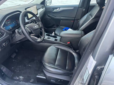 2024 Ford Escape Platinum