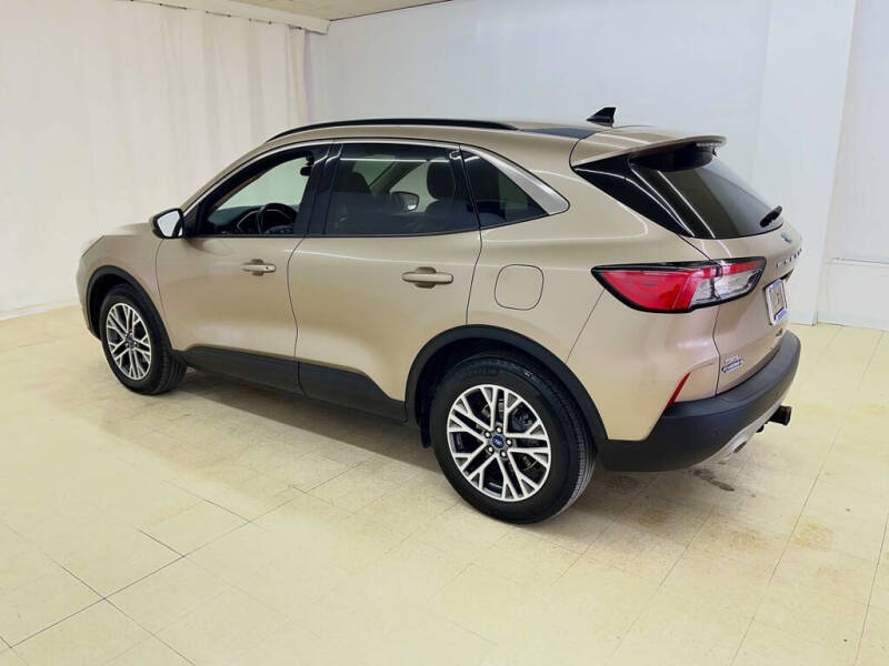 2020 Ford Escape SEL