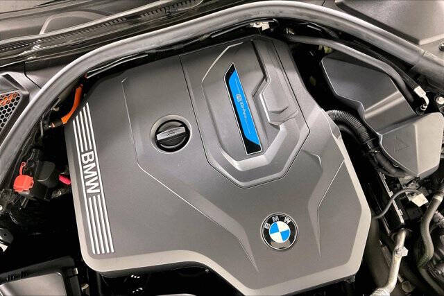 2023 BMW 3 Series 330e xDrive