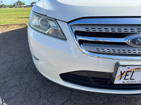 2010 Ford Taurus SEL