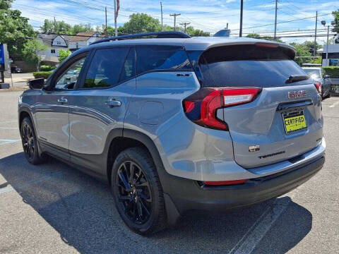 2023 GMC Terrain SLE