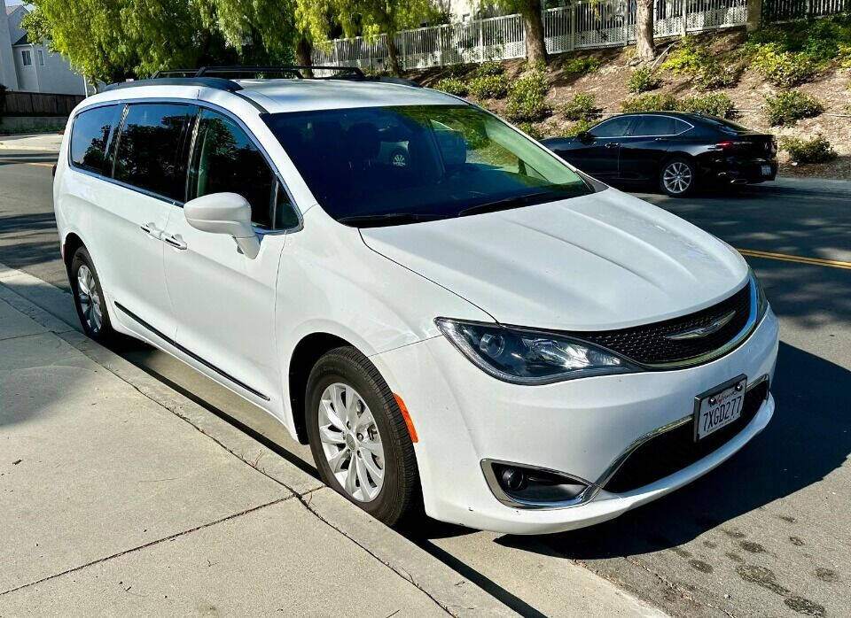 2017 Chrysler Pacifica for sale at GREEN AUTOMOTIVE, LLC in Costa Mesa, CA