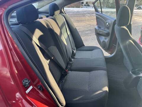 2015 Nissan Versa 1.6 SL