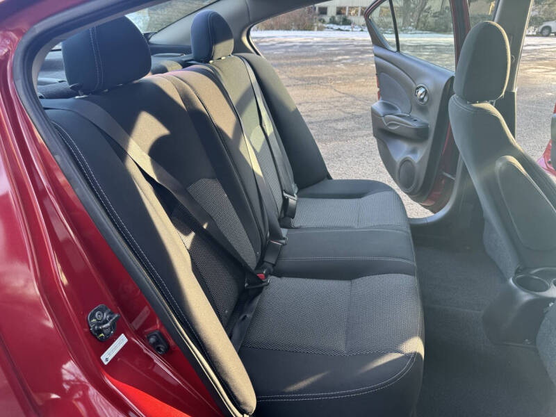 2015 Nissan Versa 1.6 SL