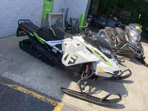 2018 Ski-Doo Freeride® Electric Powder