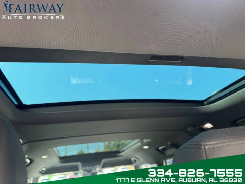 2024 Land Rover Defender 130 P400 X-Dynamic SE