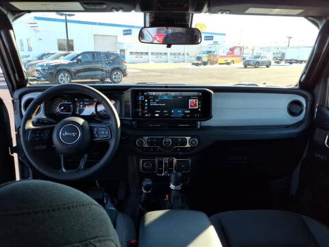 2024 Jeep Gladiator Sport