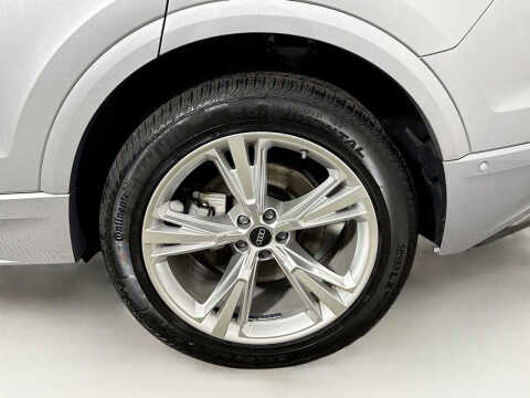 2022 Audi Q8 quattro Premium Plus 55 TFSI