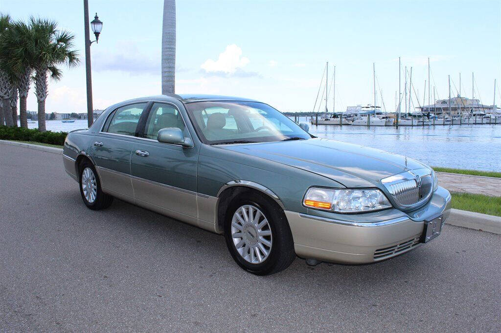 Lincoln Town Car For Sale In Tampa, FL