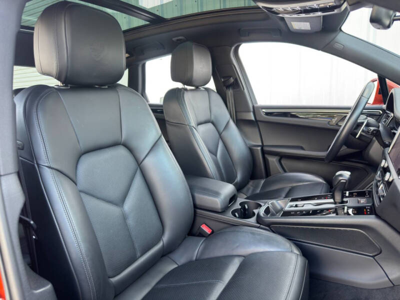 2023 Porsche Macan