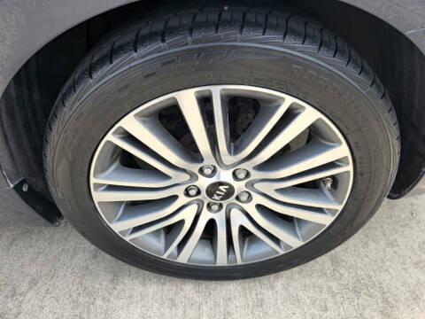 2014 Kia Cadenza Premium