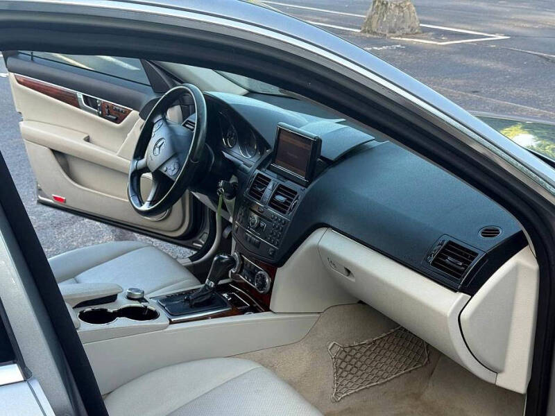 2010 Mercedes-Benz C-Class