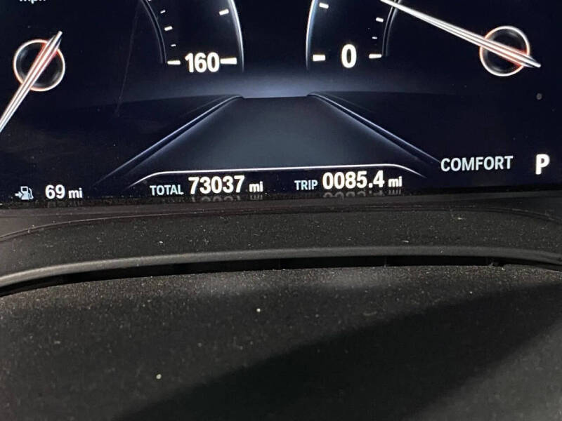 2018 BMW 5 Series 540i