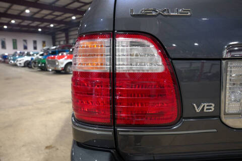 2005 Lexus LX 470