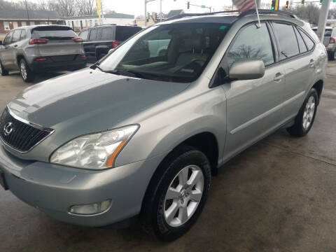 2004 Lexus RX 330 for sale at SpringField Select Autos in Springfield IL