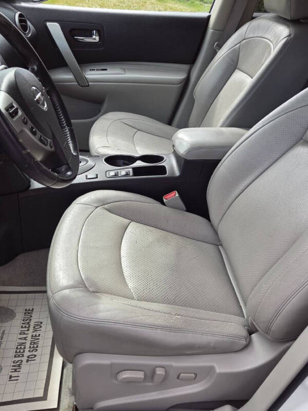 2012 Nissan Rogue S