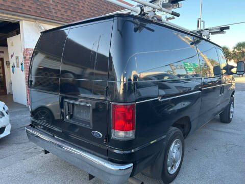 2014 Ford E-Series E-150