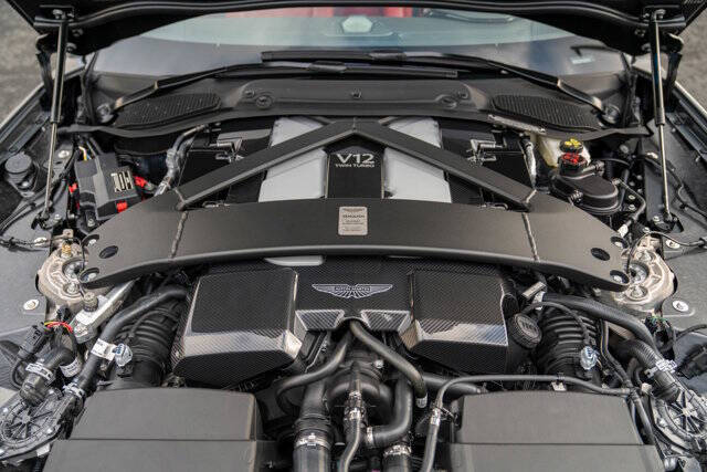 2025 Aston Martin Vanquish