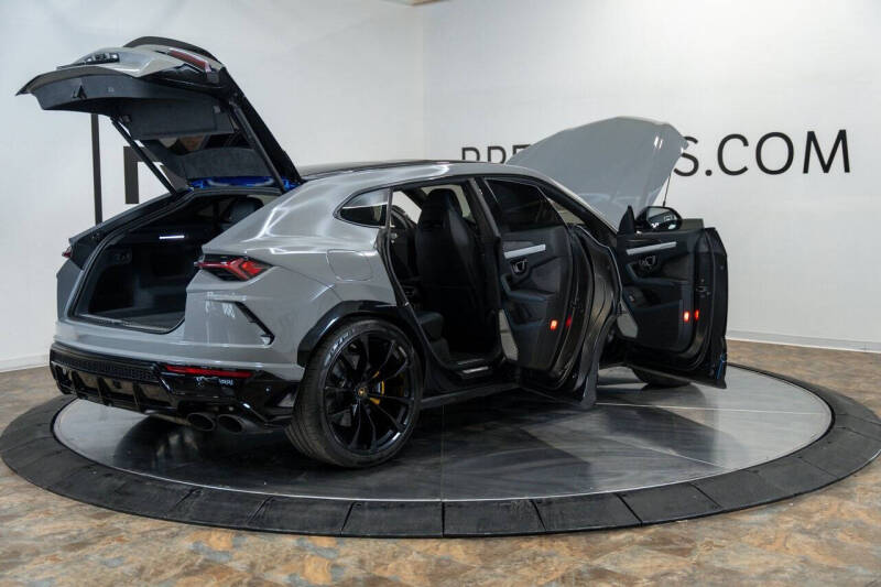 2019 Lamborghini Urus