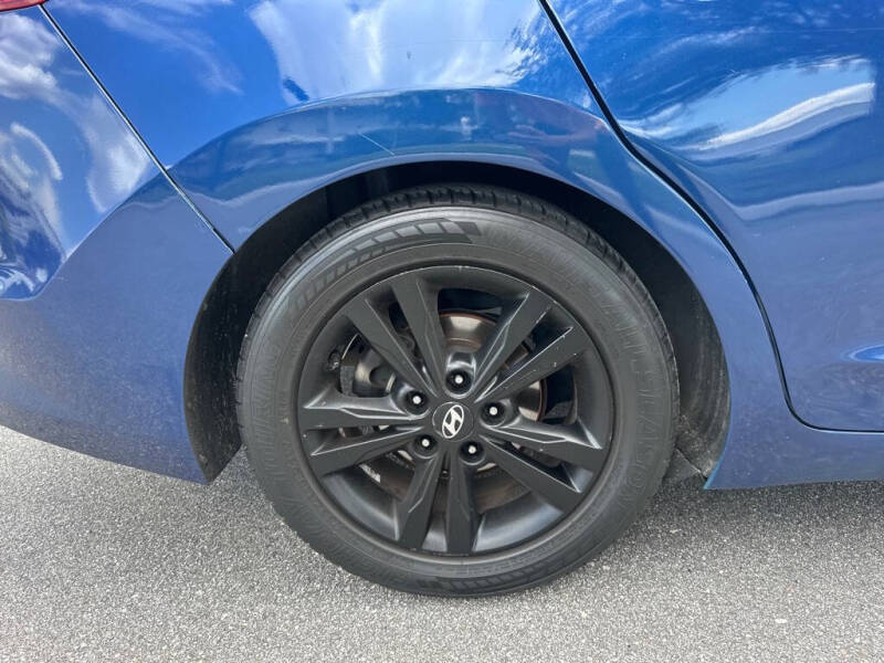 2018 Hyundai Elantra