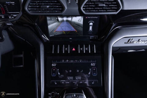 2024 Lamborghini Urus S