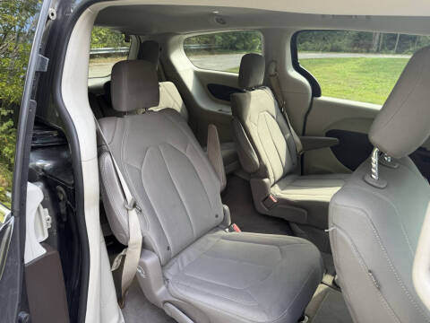 2017 Chrysler Pacifica Touring