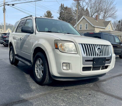 FAMILY AUTO SALES, INC. – Car Dealer in Johnston, RI