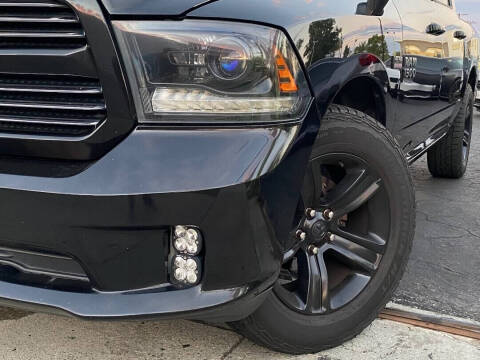 2015 RAM 1500 Sport