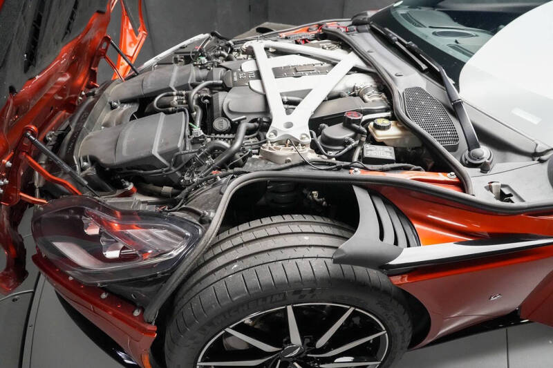 2017 Aston Martin DB11