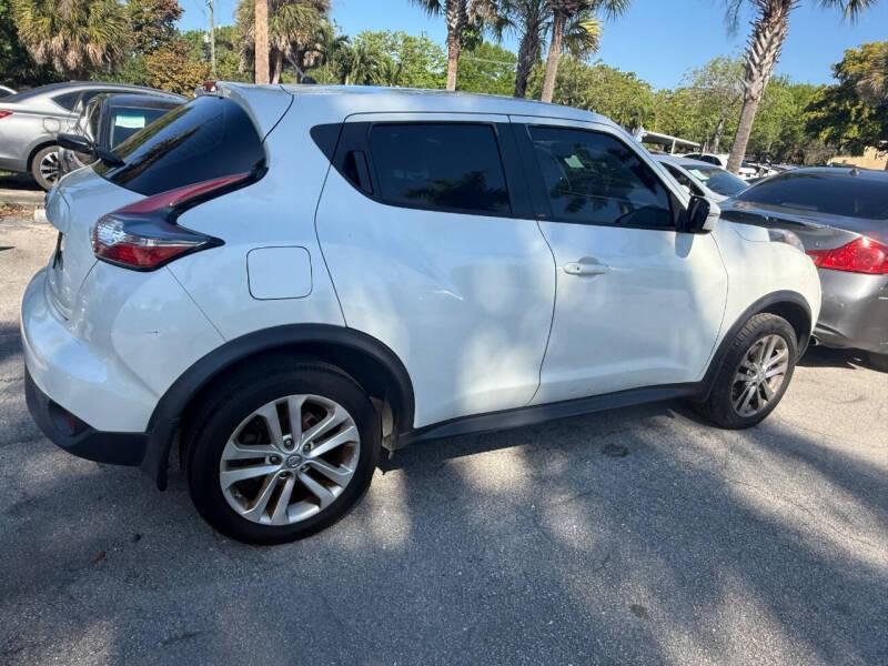2015 Nissan JUKE SV