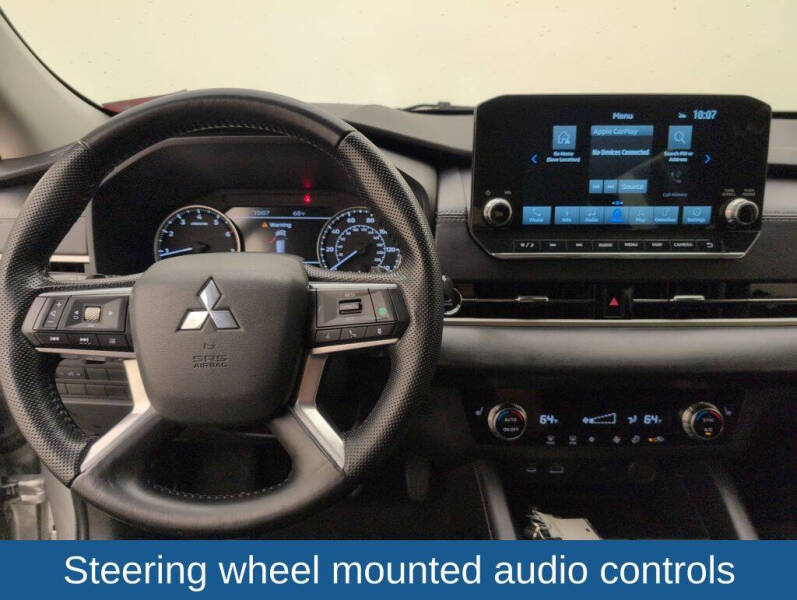 2022 Mitsubishi Outlander SE