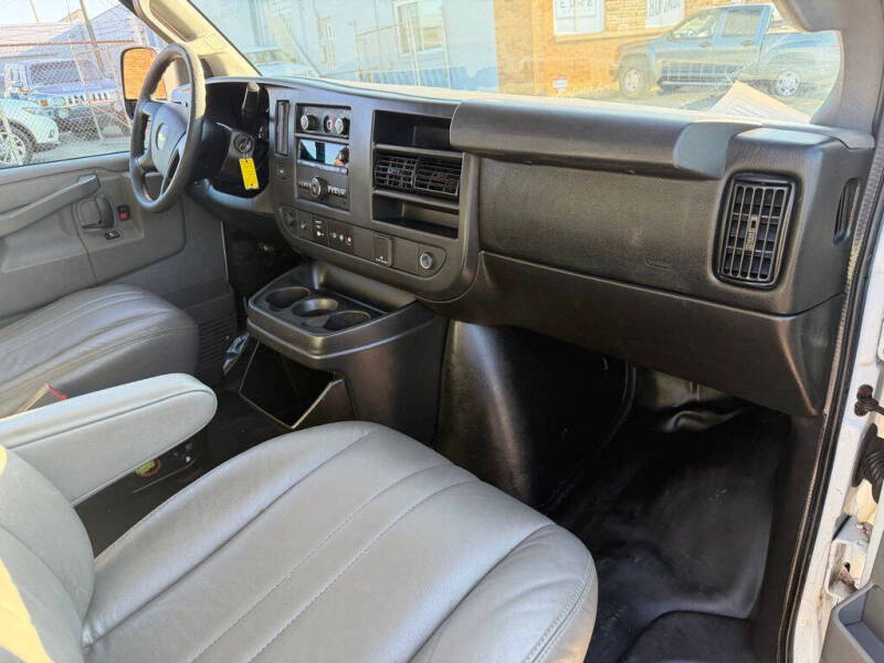 2016 Chevrolet Express 2500