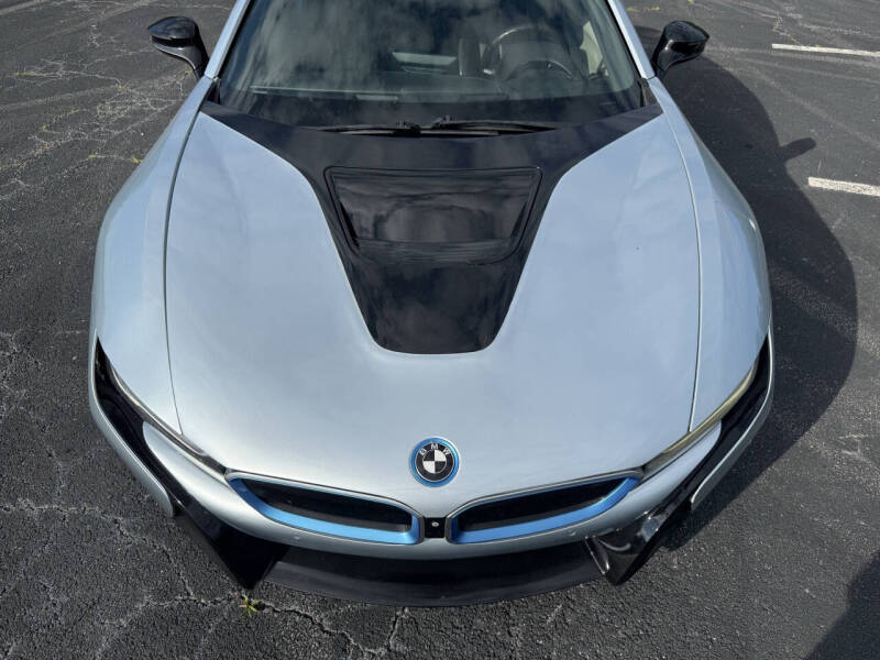 2015 BMW i8
