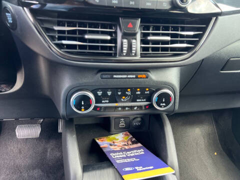 2025 Ford Escape ST-Line Select