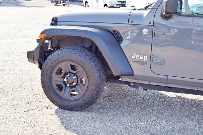 Used 2019 Jeep Wrangler Unlimited Sport with VIN 1C4HJXDG1KW675193 for sale in Lafayette, LA