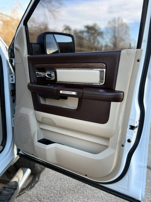 2015 RAM 1500 Laramie