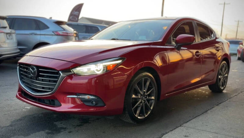 2018 Mazda MAZDA3 Grand Touring