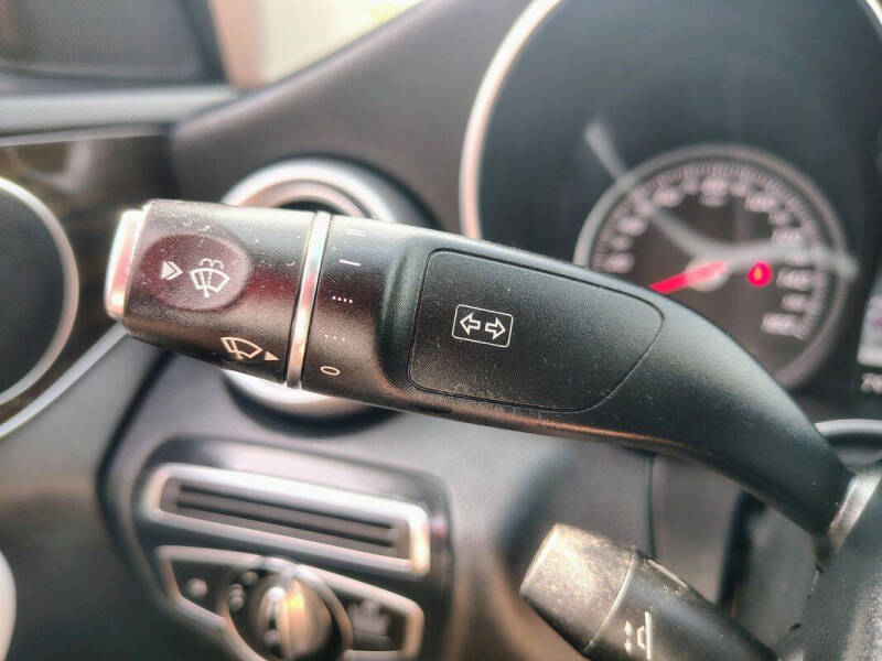 2016 Mercedes-Benz C-Class