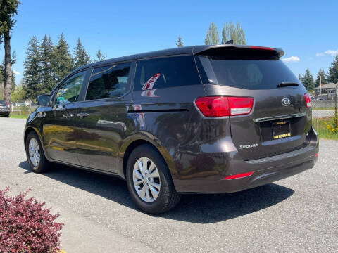 2017 Kia Sedona LX