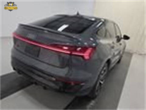 2024 Audi Q8 Sportback e-tron quattro Premium Plus S line