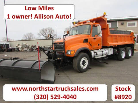 2004 Mack CV713